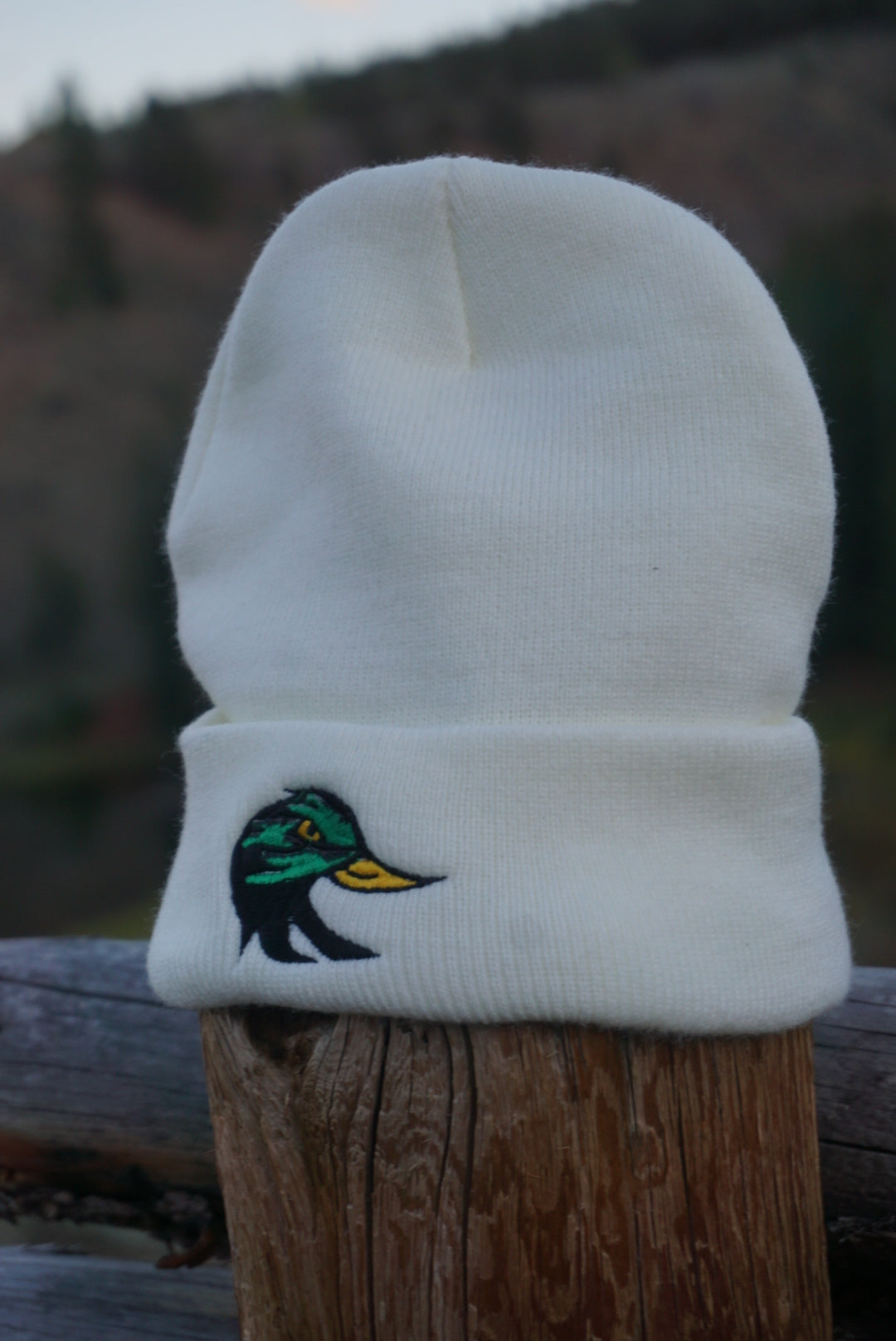 Mud Duck Original - Mallard Head Knit Beanie - White